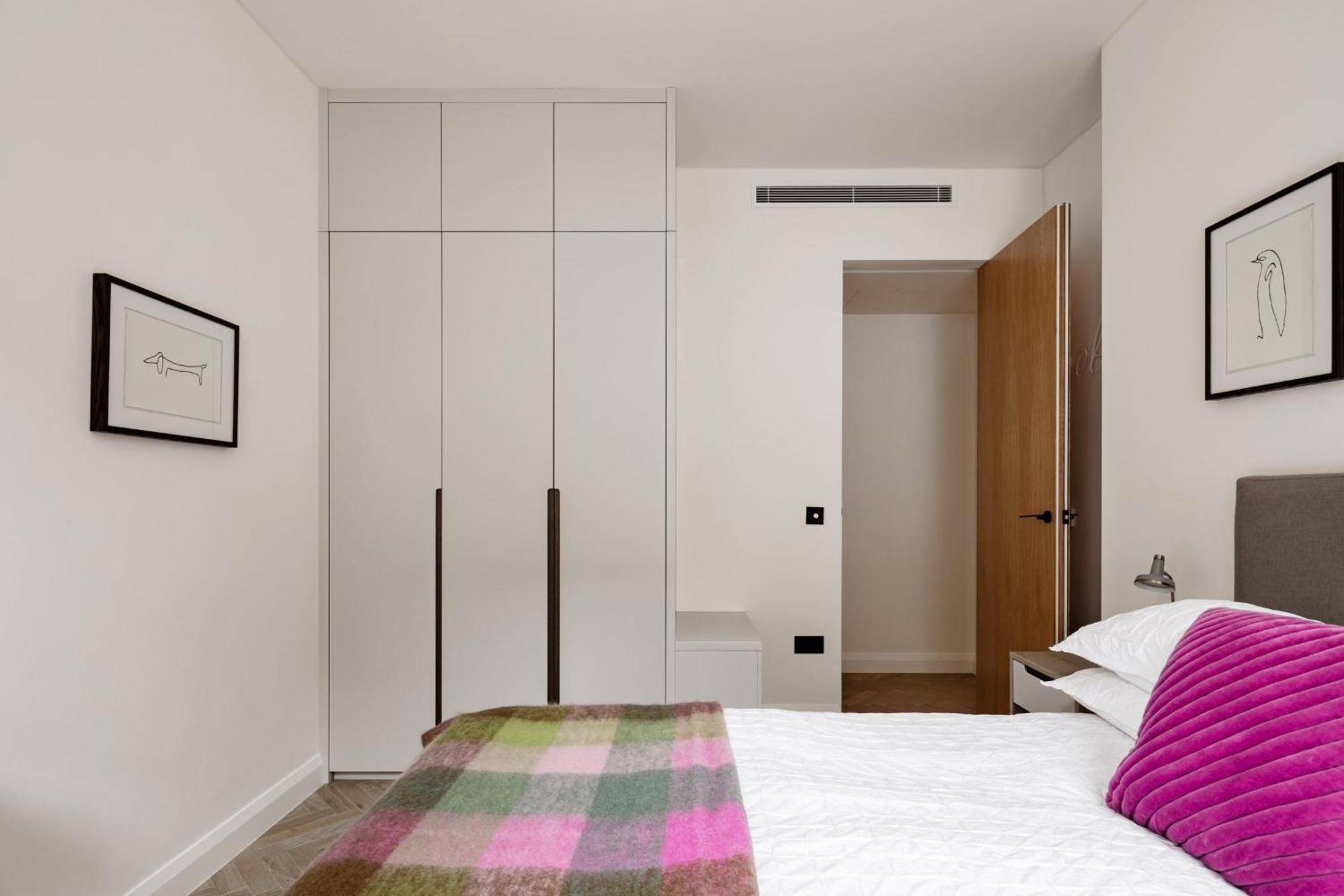 Modern Apartment & Rooms At Charing Cross London Luaran gambar
