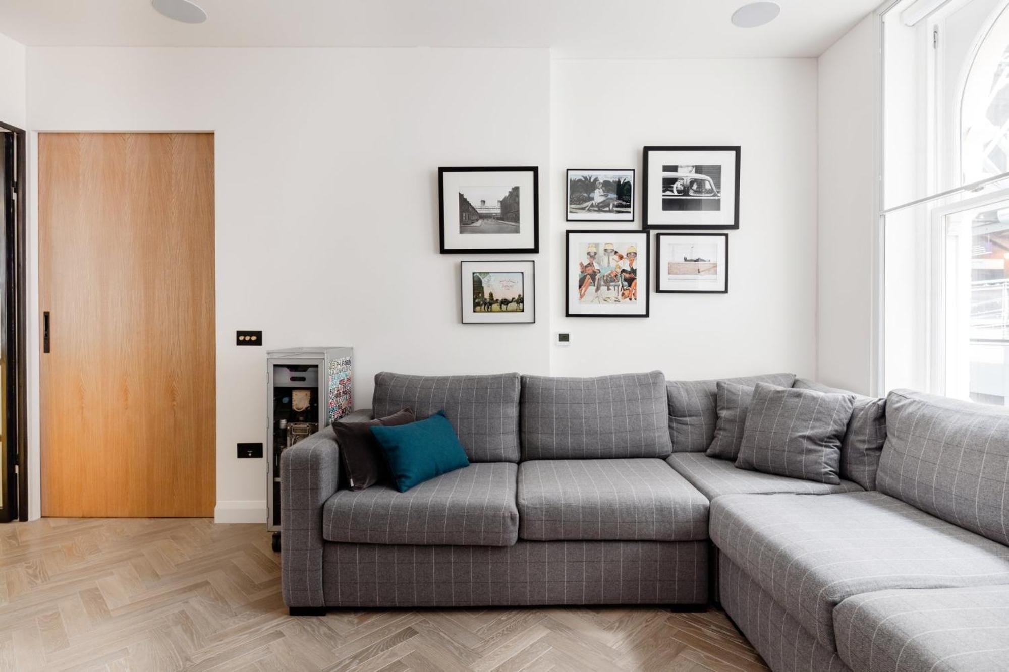 Modern Apartment & Rooms At Charing Cross London Luaran gambar